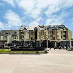 Residence Le Casino - Appartement Devant La Plage Vue Mer Parking Prive Mae-6404