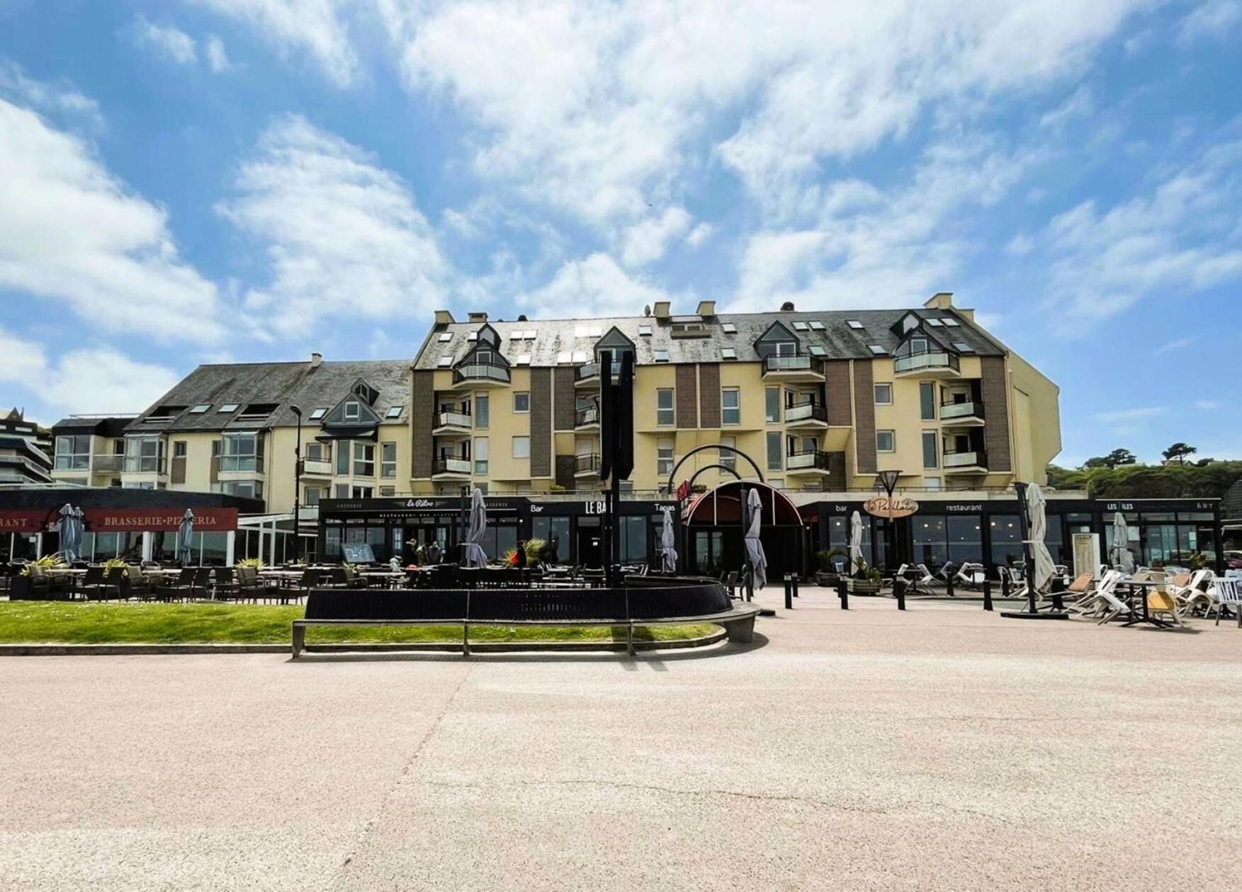 Le Casino - Devant La Vue Parking Prive Mae-6404 Appartement